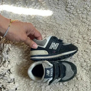 New balance blue sneakers size 5C